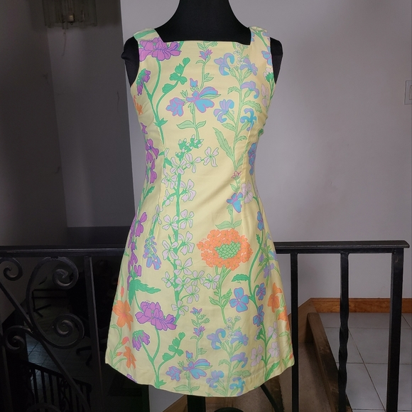 Lilly Pulitzer Dresses & Skirts - Lilly Pulitzer Vintage Floral Dress